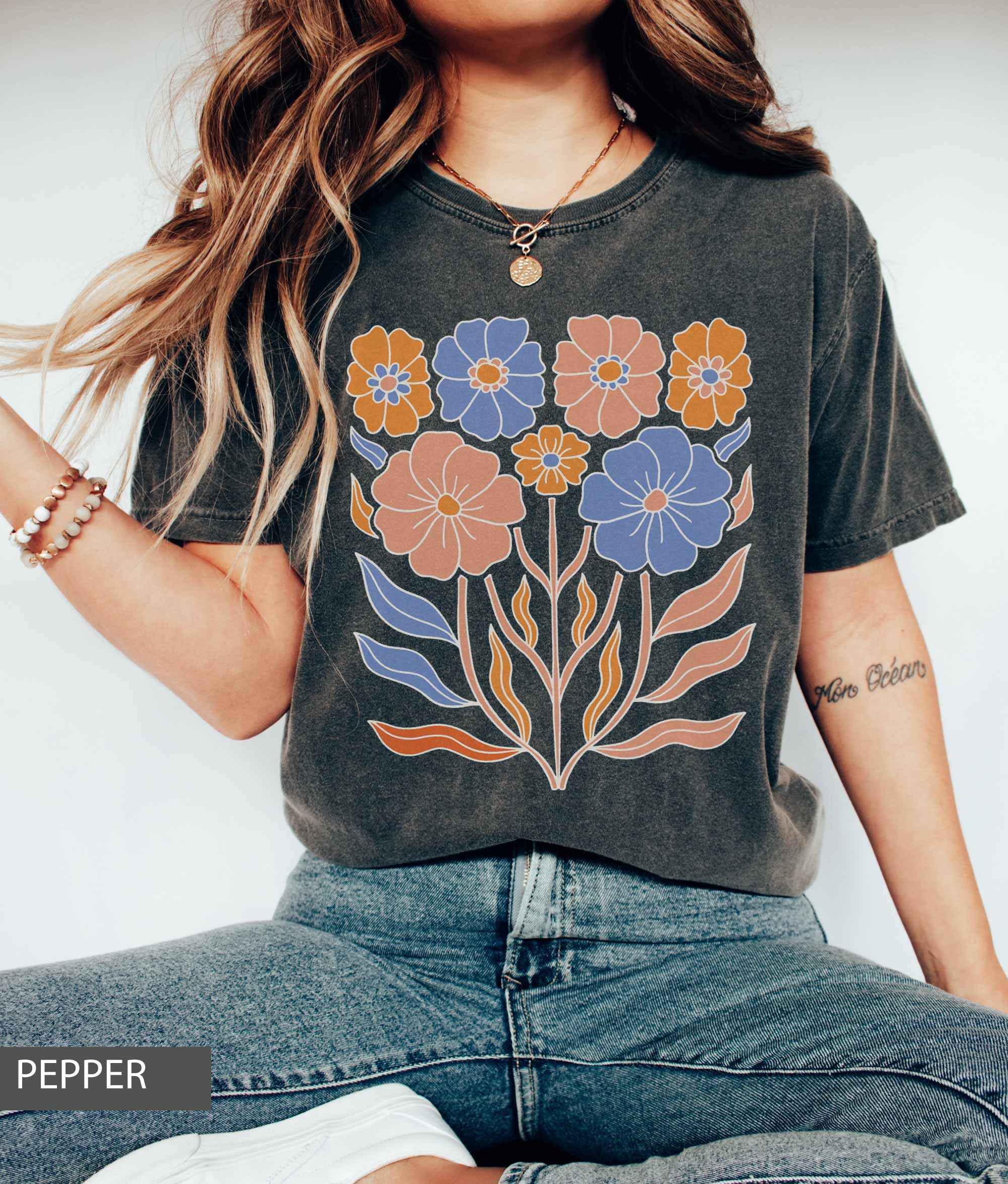 Spring Boho Vibes T-Shirt - Lightmind Design